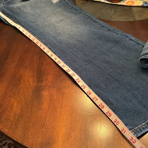 Levi’s fuller waist bootcut jeans 20W NWT - Picture 10 of 10